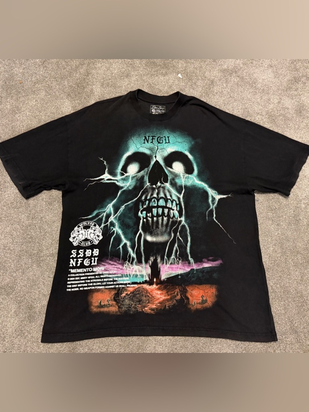 Size L Darc sport through our eyes premium vintage oversized tee